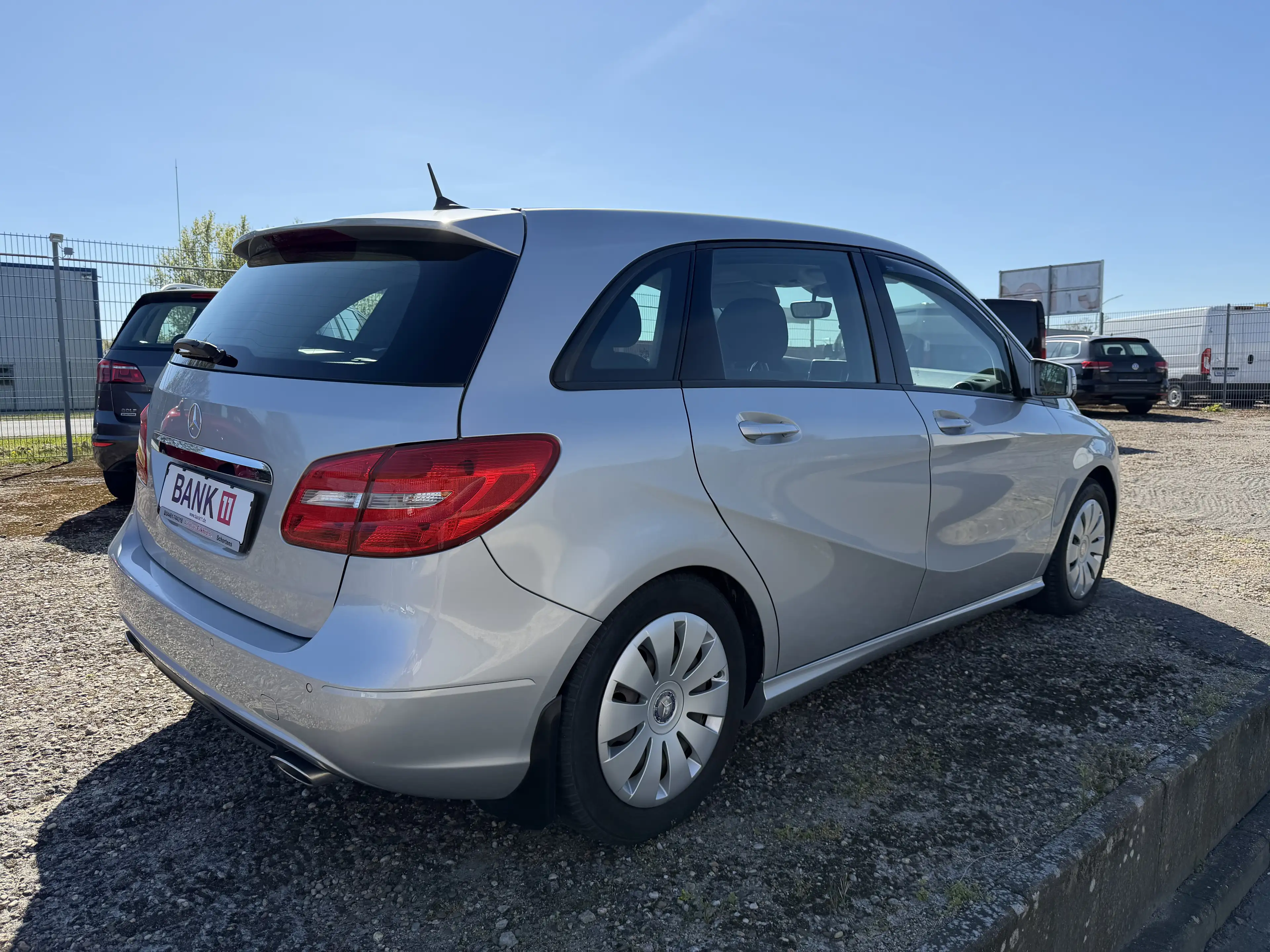 Mercedes-Benz B 220 d **Automatik, Sitzheizung, Navi** — photo 5