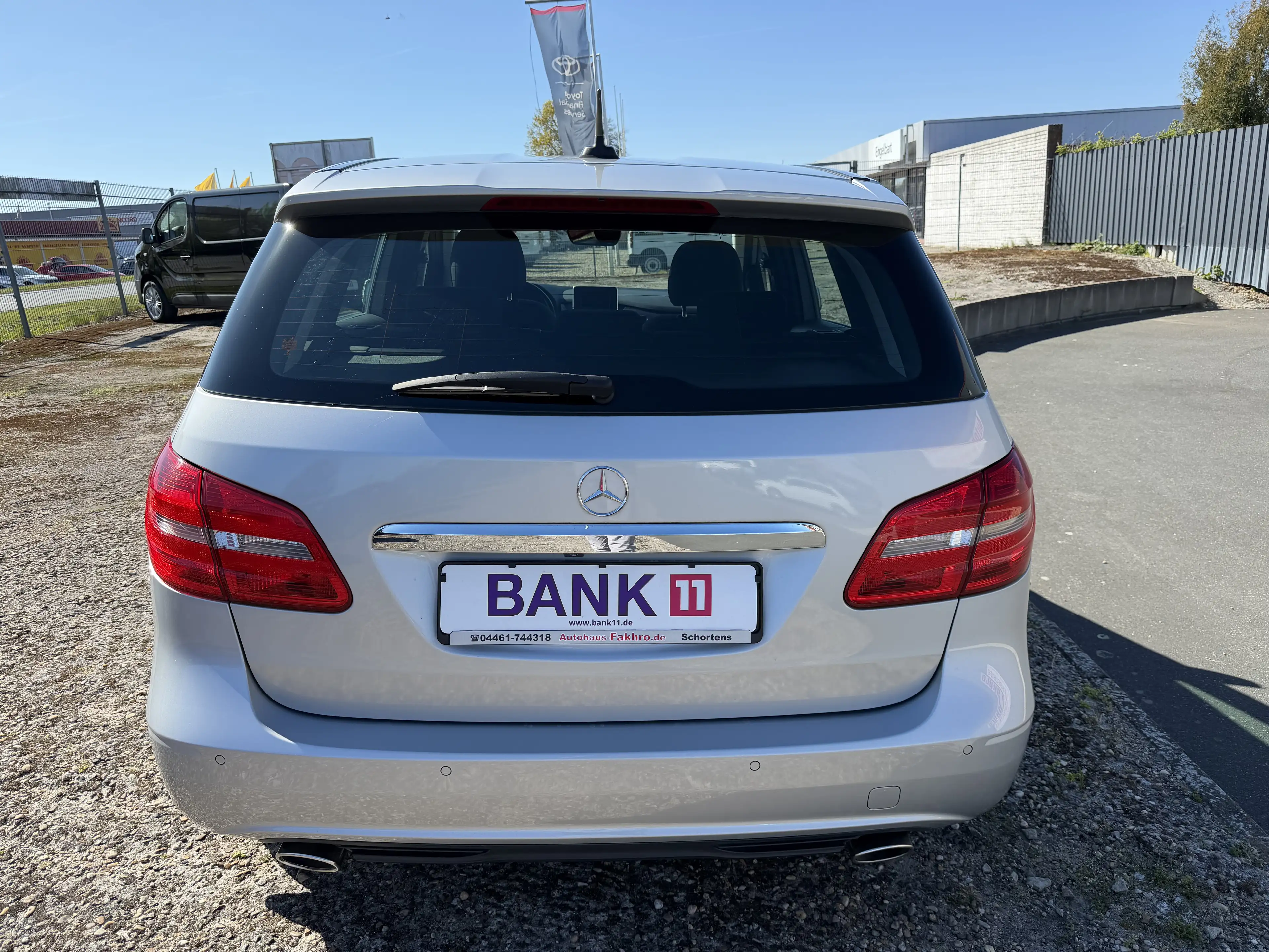 Mercedes-Benz B 220 d **Automatik, Sitzheizung, Navi** — photo 6