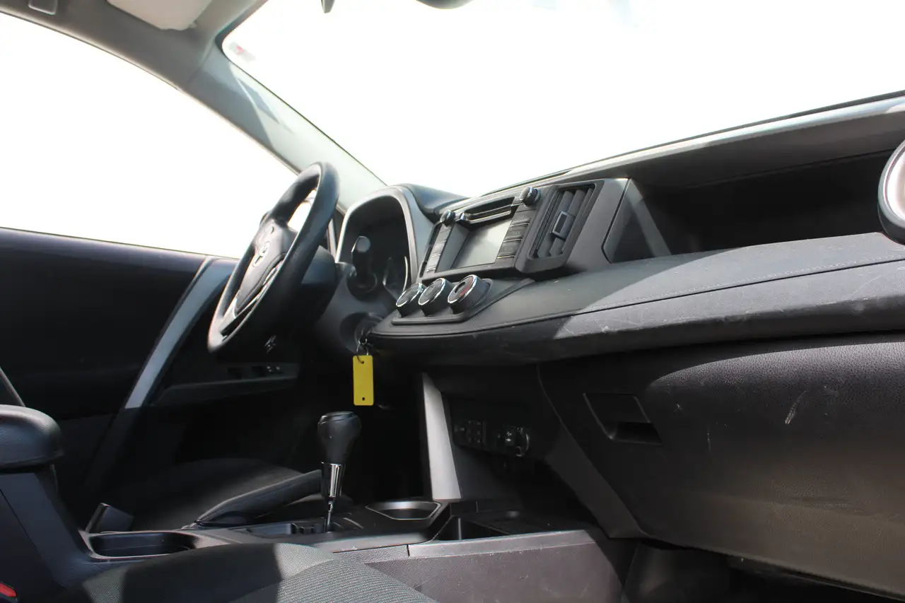 Toyota RAV 4 снимка Toyota RAV 4