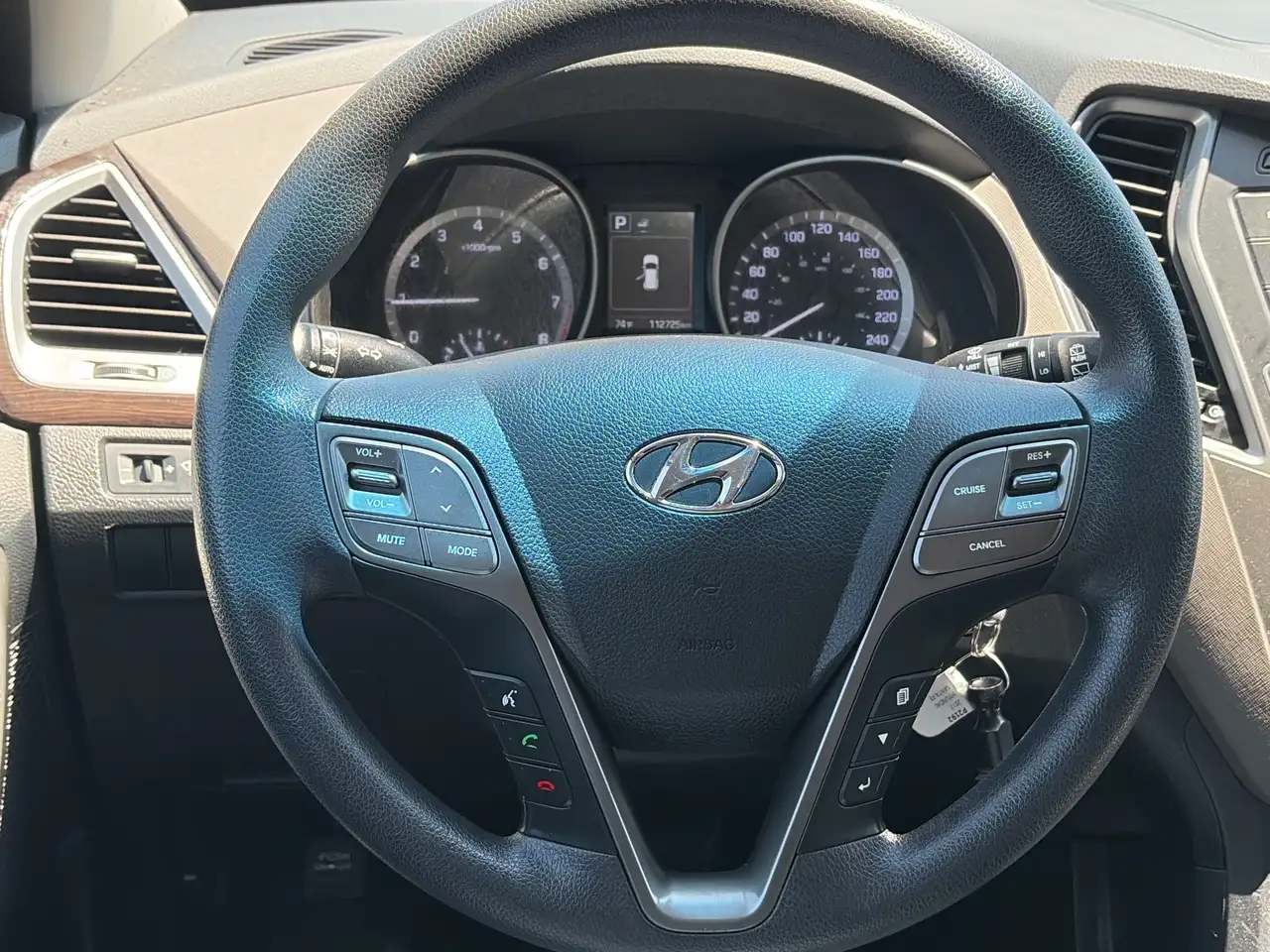 Hyundai SANTA FE снимка Hyundai SANTA FE