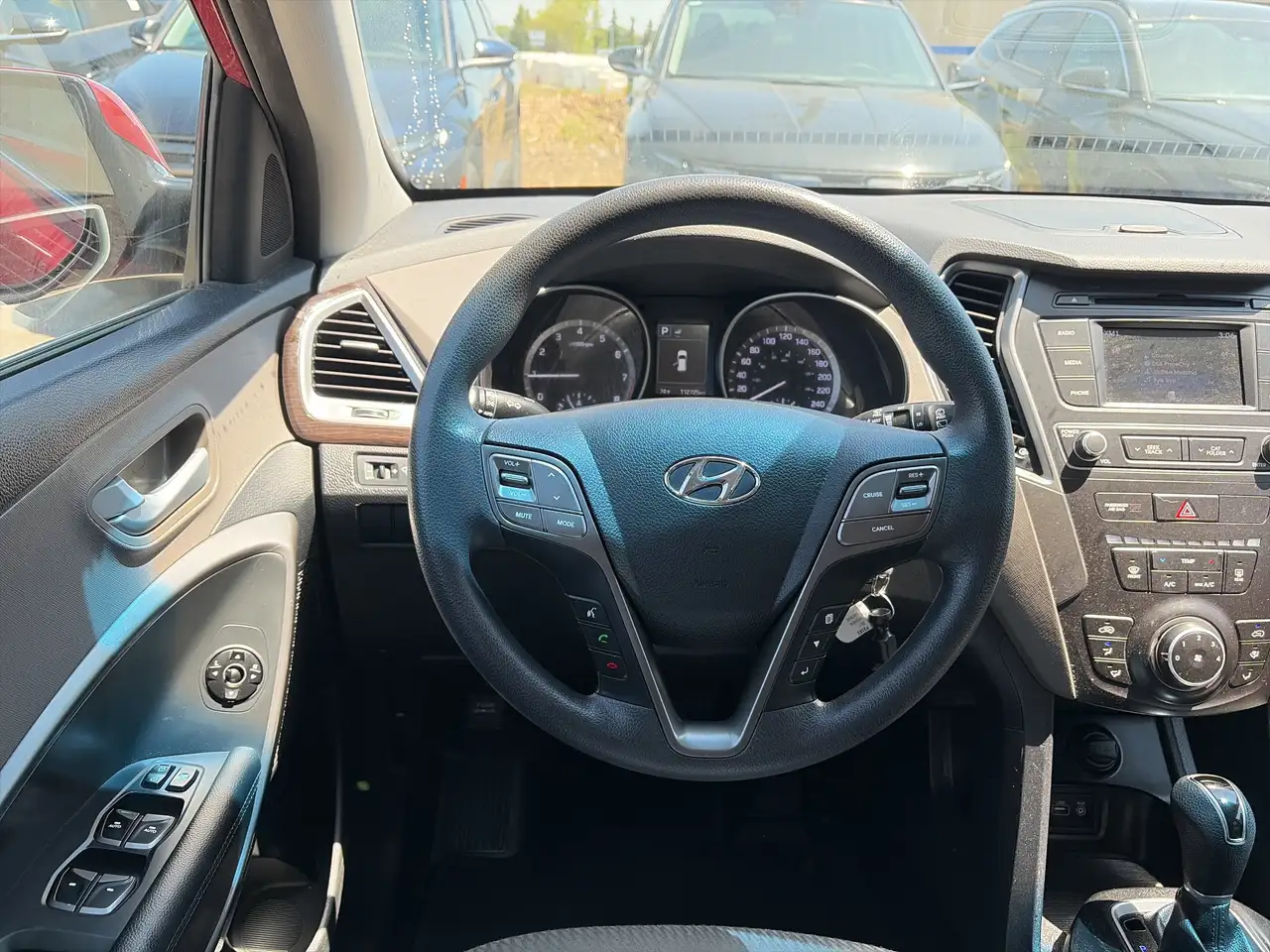 Hyundai SANTA FE снимка Hyundai SANTA FE