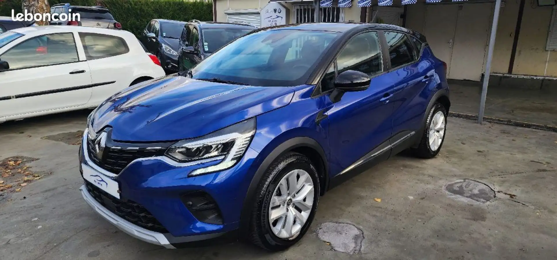 Renault Captur 1.5 blue dci 115ch zen edc 2020 Blau - 1