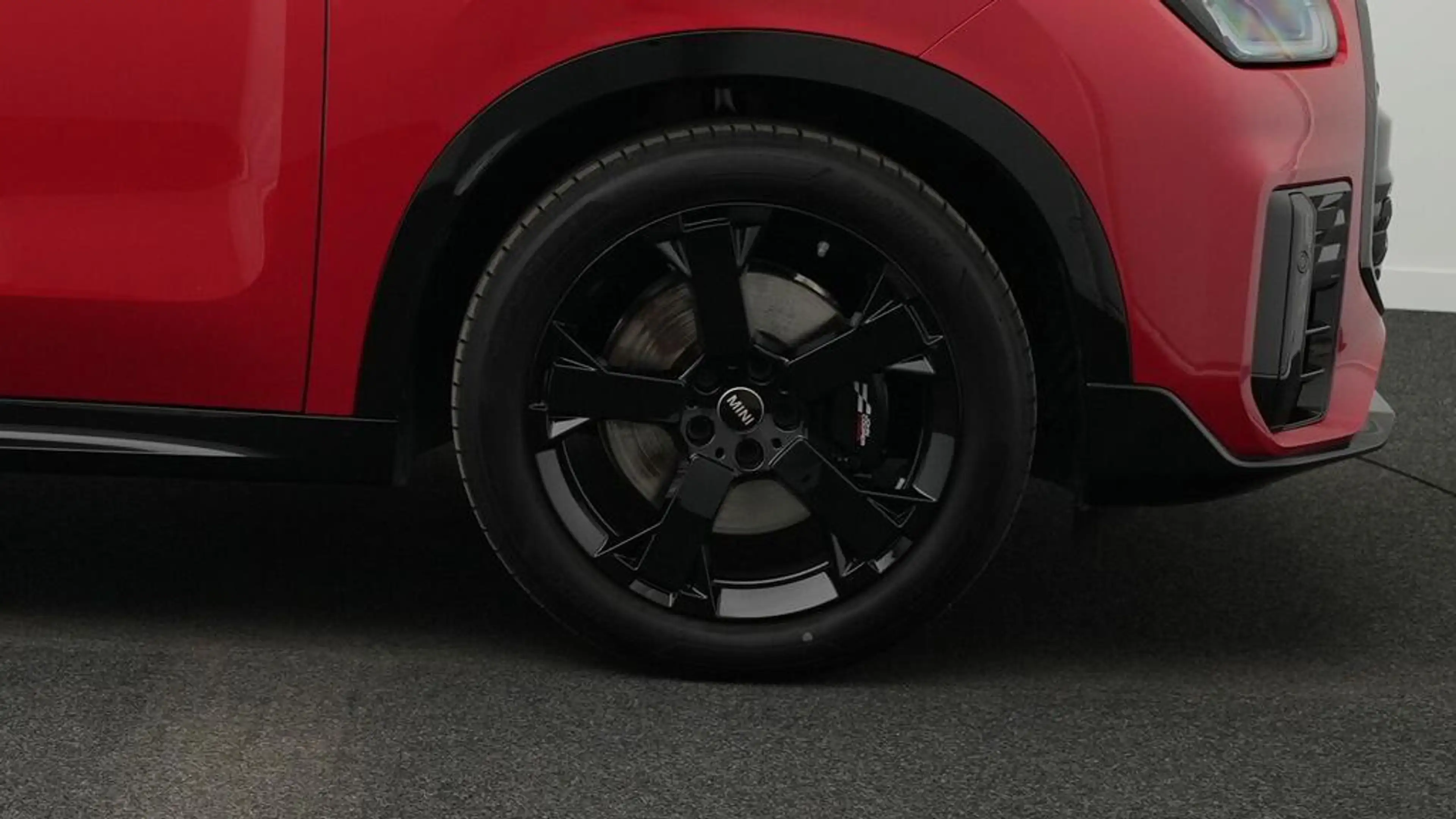 MINI Countryman S All4 John Cooper Works Trim — photo 11