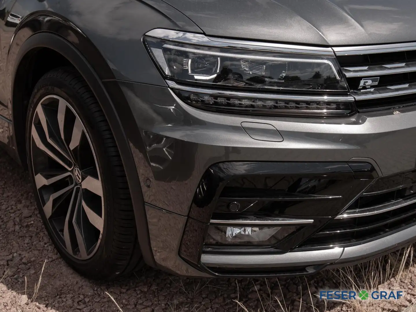 Volkswagen Tiguan 2.0 TDI R-Line 4M DSG/LED/ACC/AHK/HuD/Kamera Grau - 2