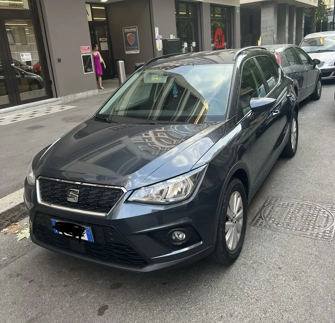 SEAT Arona Arona 1.0 tgi Xcellence 90cv Grigio - 1