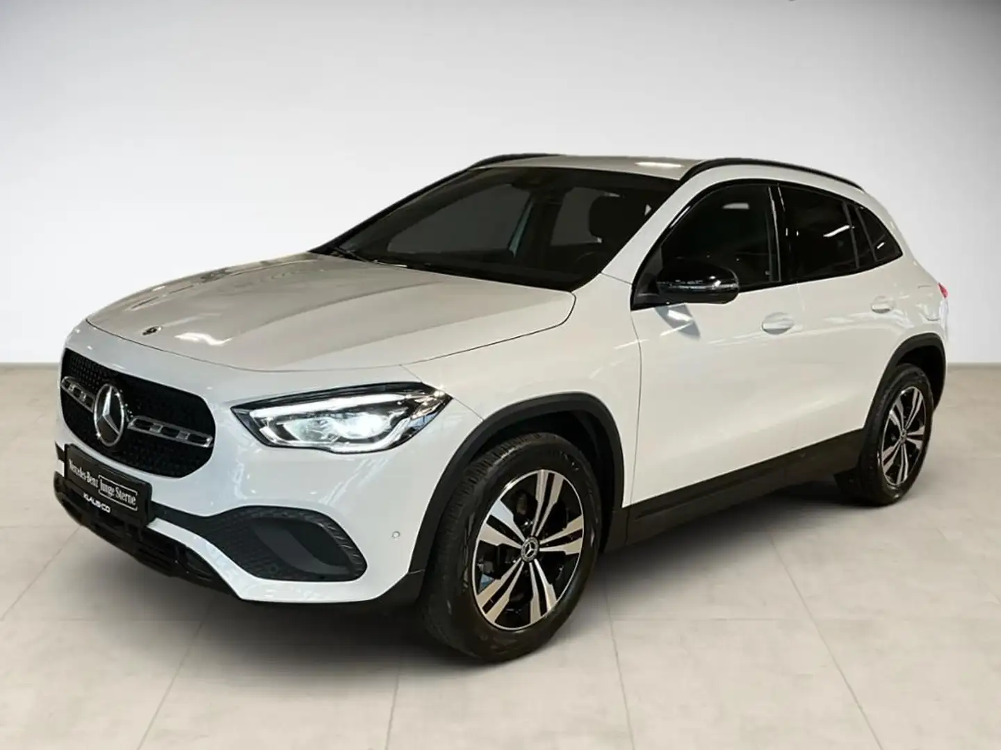 Mercedes-Benz GLA 200 Progressive AUT Kam. KlimaA LED LM PDC Weiß - 1