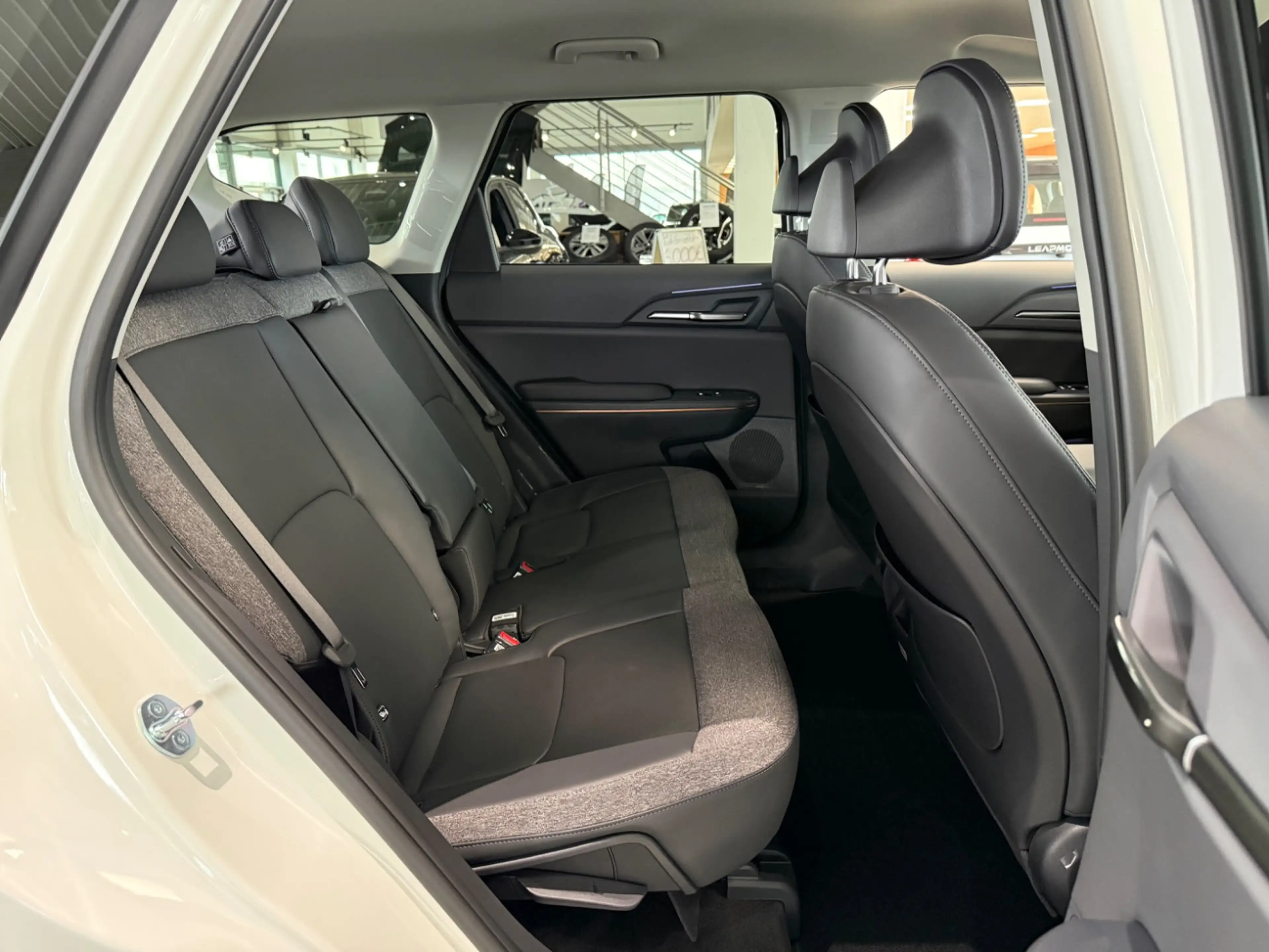 Kia EV5 81,4 kWh FWD Earth *sofort Verfügbar!* — photo 10
