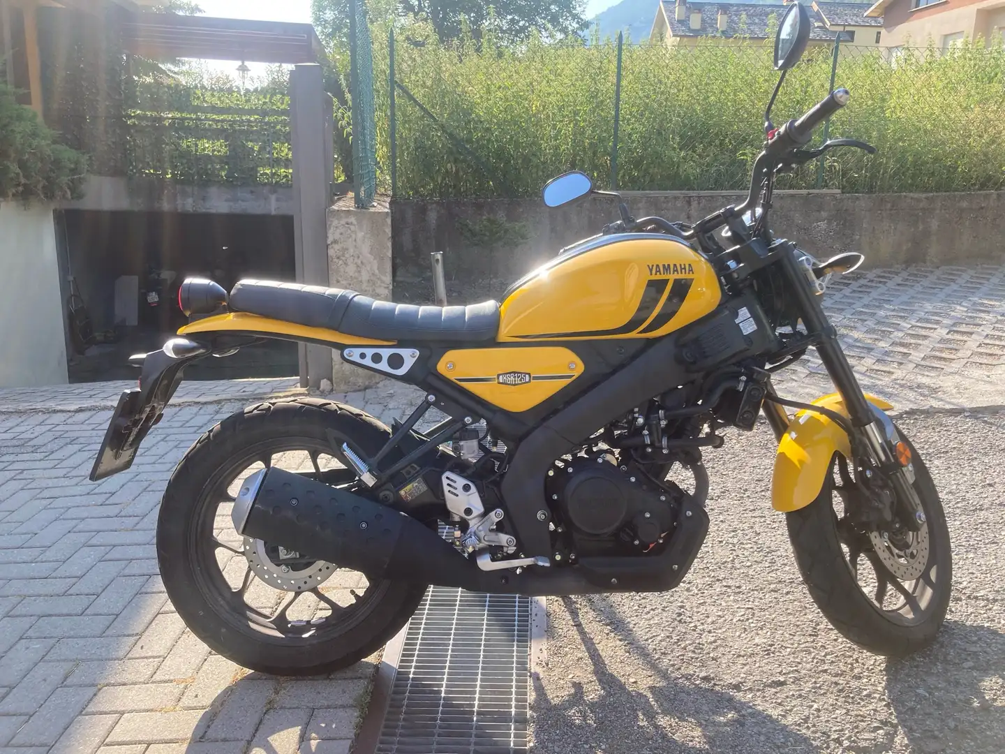 Yamaha XSR 125 Żółty - 2