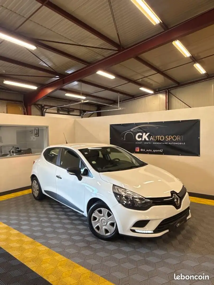 Renault Clio IV 4 1.5 Dci 1ere main TVA RECUPERBLE Blanc - 1