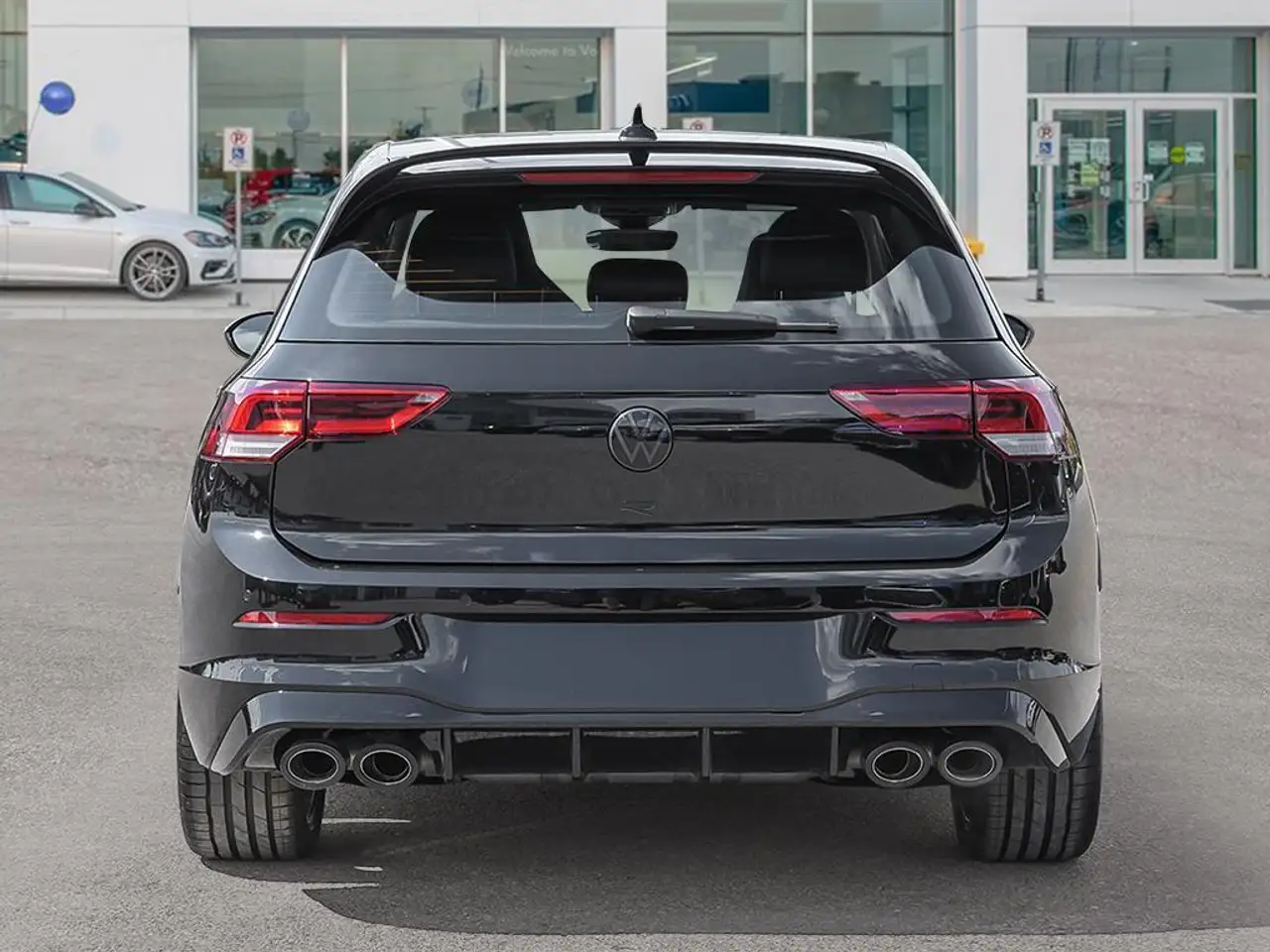 Volkswagen Golf R снимка Volkswagen Golf R
