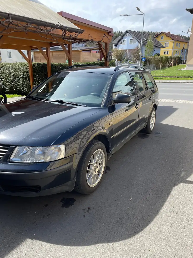 Volkswagen Passat Variant 1,9 Highline TDI Czarny - 1