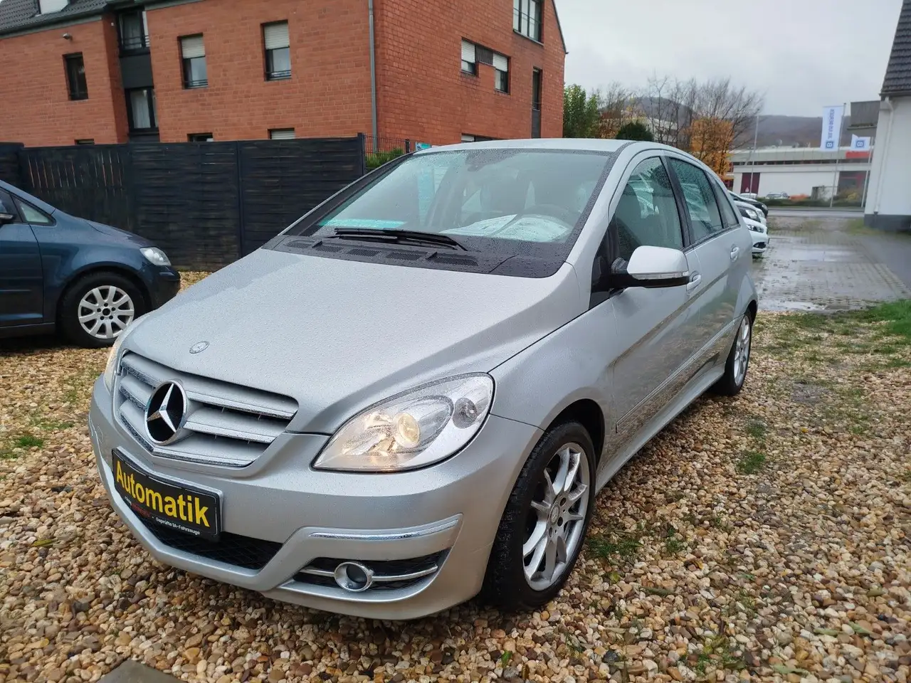 Mercedes-Benz B 170
