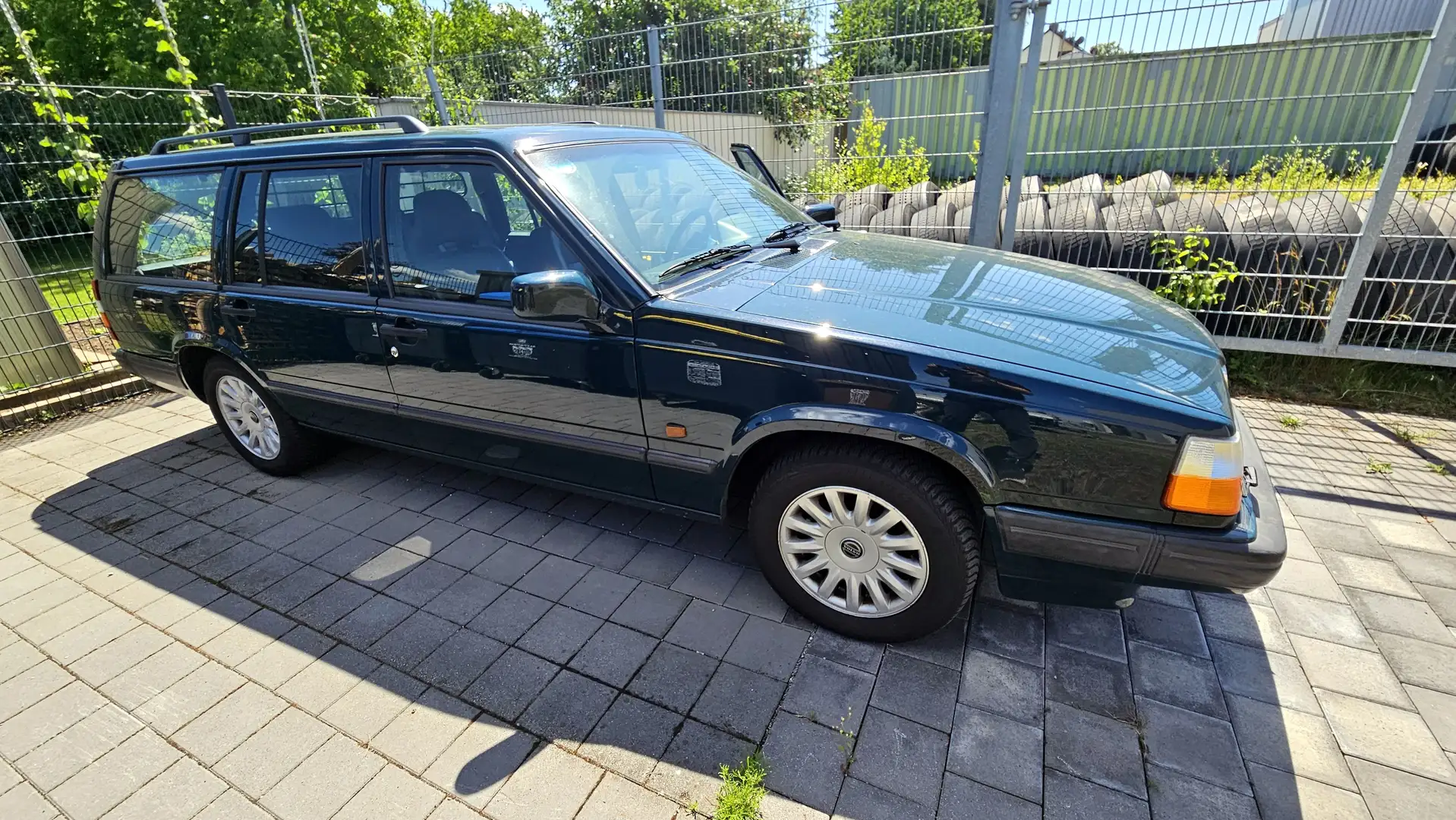 Volvo 940 940 2.3 i Turbo Grün - 1