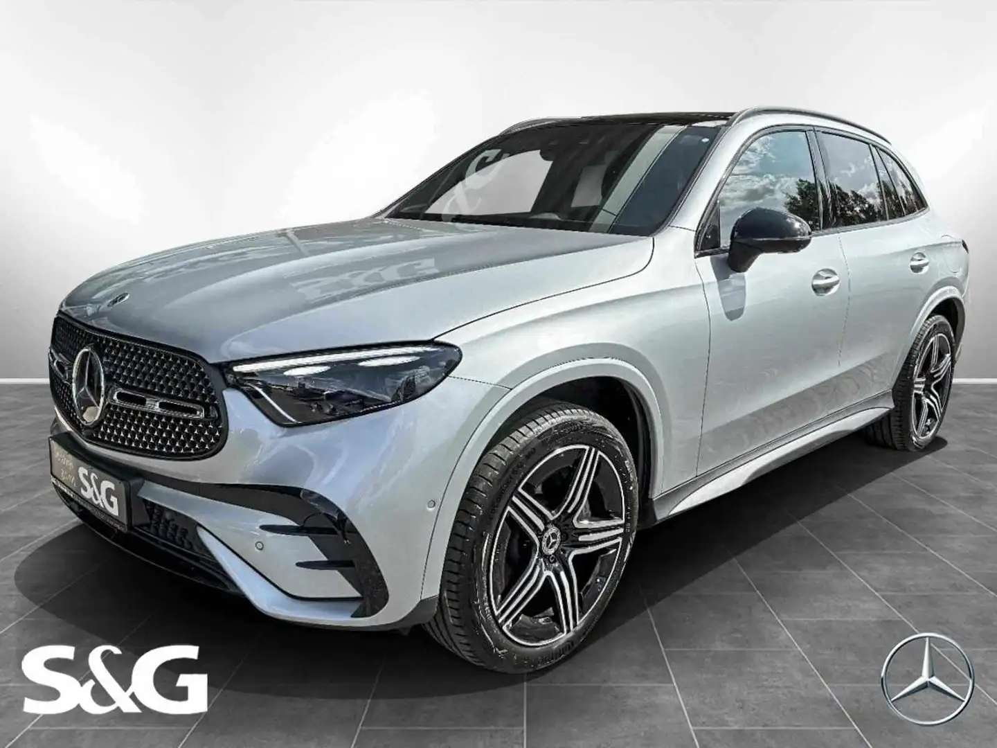 Mercedes-Benz GLC 300 de 4M AMG AHK+Night+Pano+Distro+Spurhalt Silber - 1