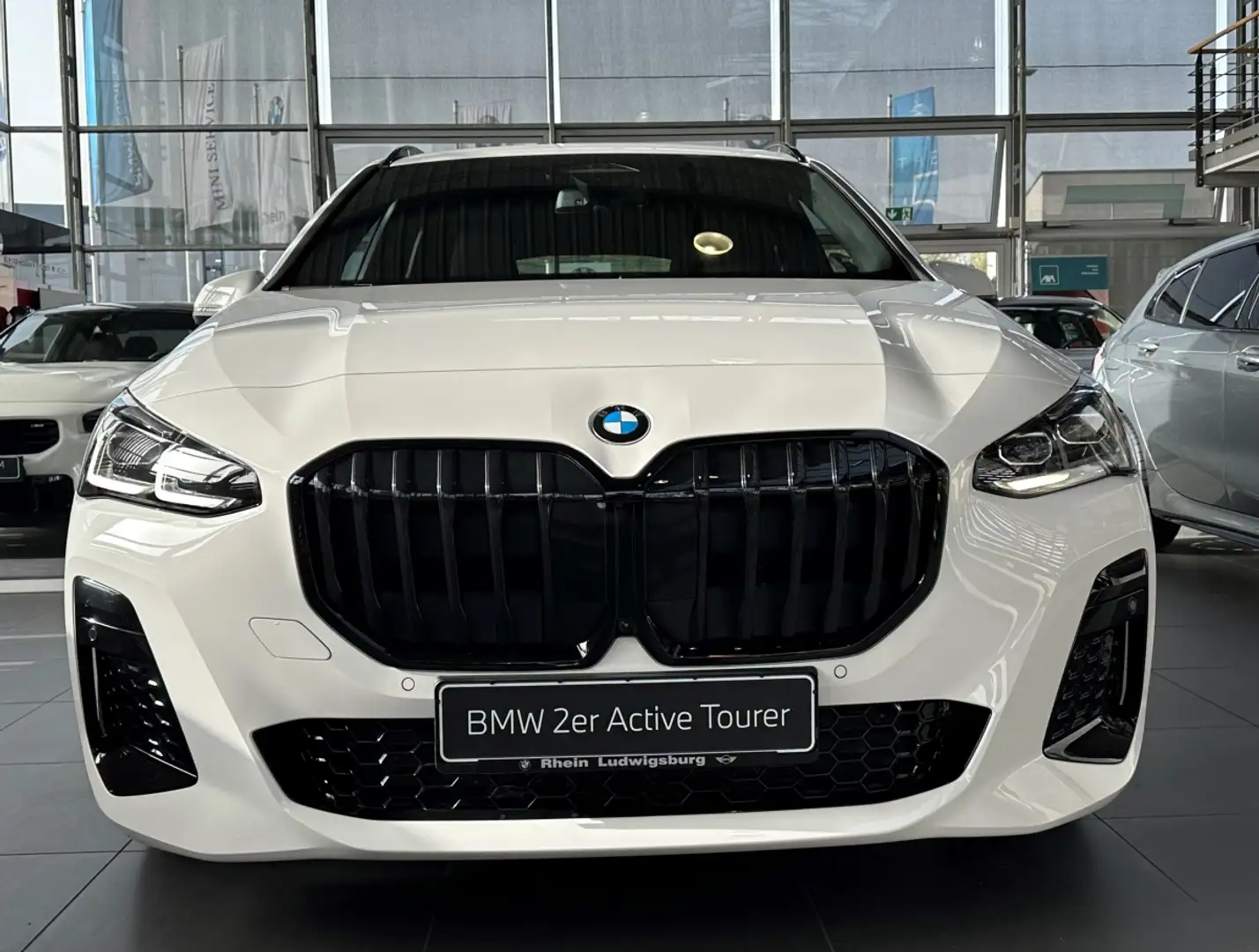 BMW 223 i xDrive Active Tourer M Sportpaket *AHK* Bílá - 1