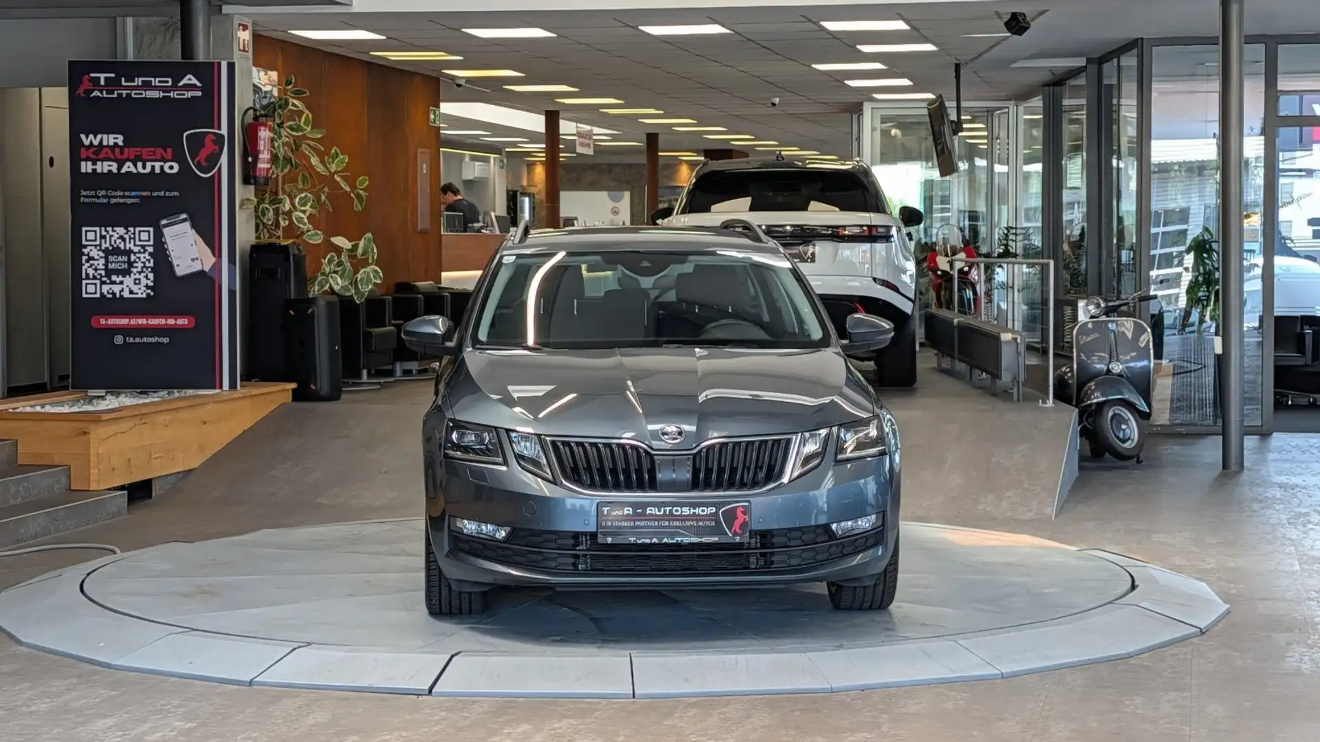 Skoda Octavia Combi 2.0 TDI Ambition Limited DSG *Apple*Sitzheiz Grau - 2