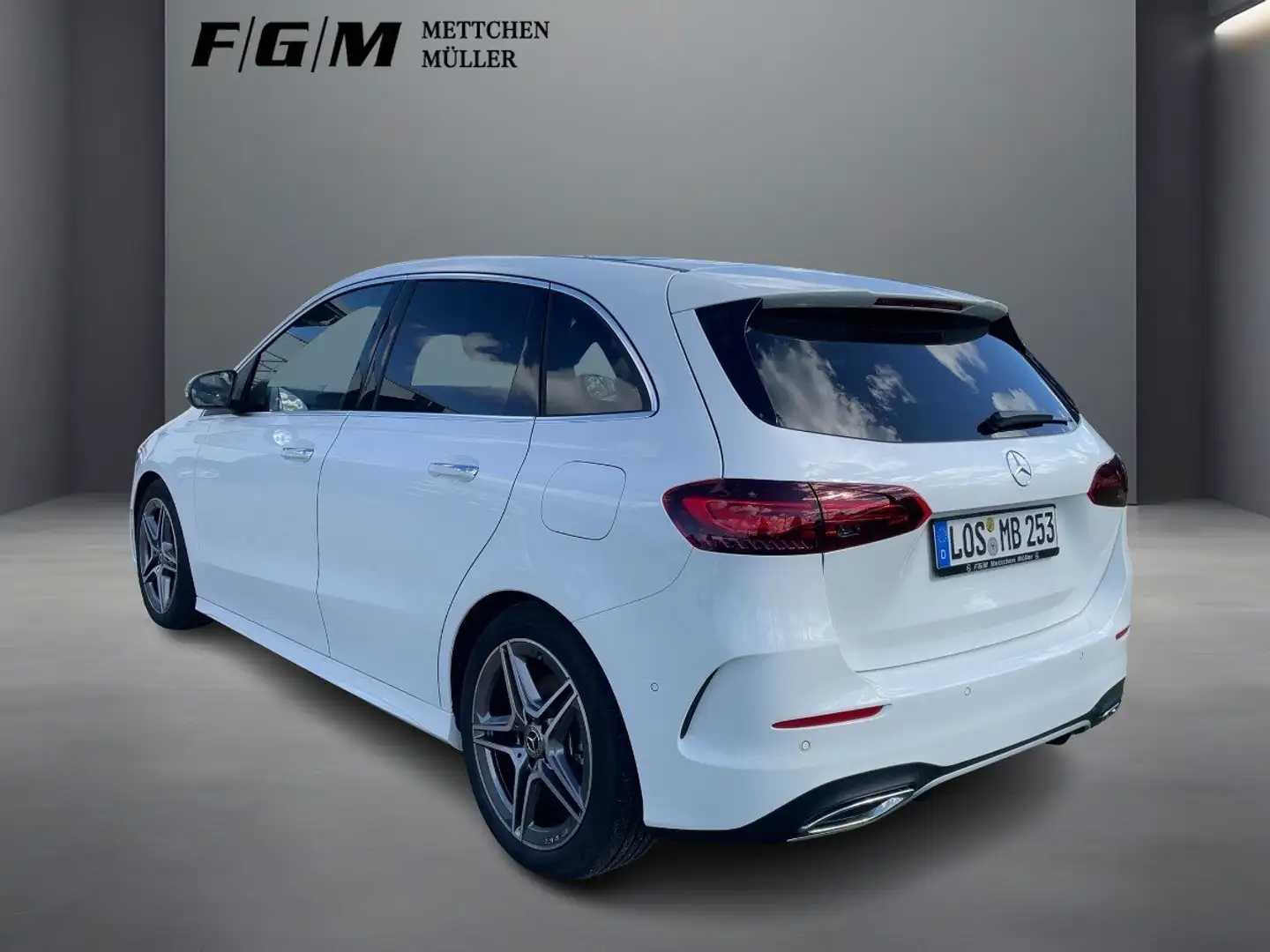 Mercedes-Benz B 220 4M AMG KeyGo|MBeam|S-Dach|TWA|AHK|Pano|SHD Weiß - 2