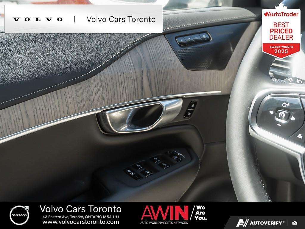 2024 Volvo XC90 B6 AWD Ultimate Bright Theme 7-Seater | 22" Wheels thumb 17