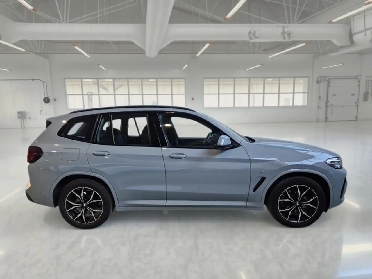 BMW X3 SDRIVE 18 D MH48V MSPORT AUTO SUV, миниатюра 3