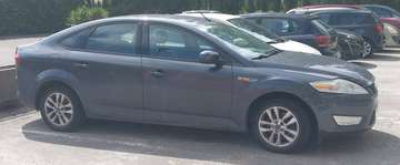 Ford Mondeo 1.6 . Mee te nemen zonder keuring