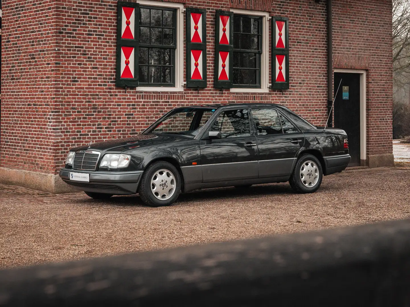 Mercedes-Benz E 420 W124 - 69.000km, Orig Paint - Mint Condition Negro - 1