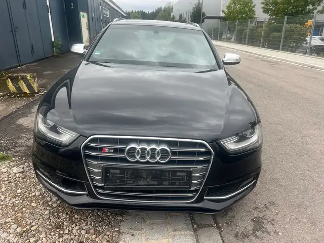 Audi S4 Avant 3.0 TFSI quattro