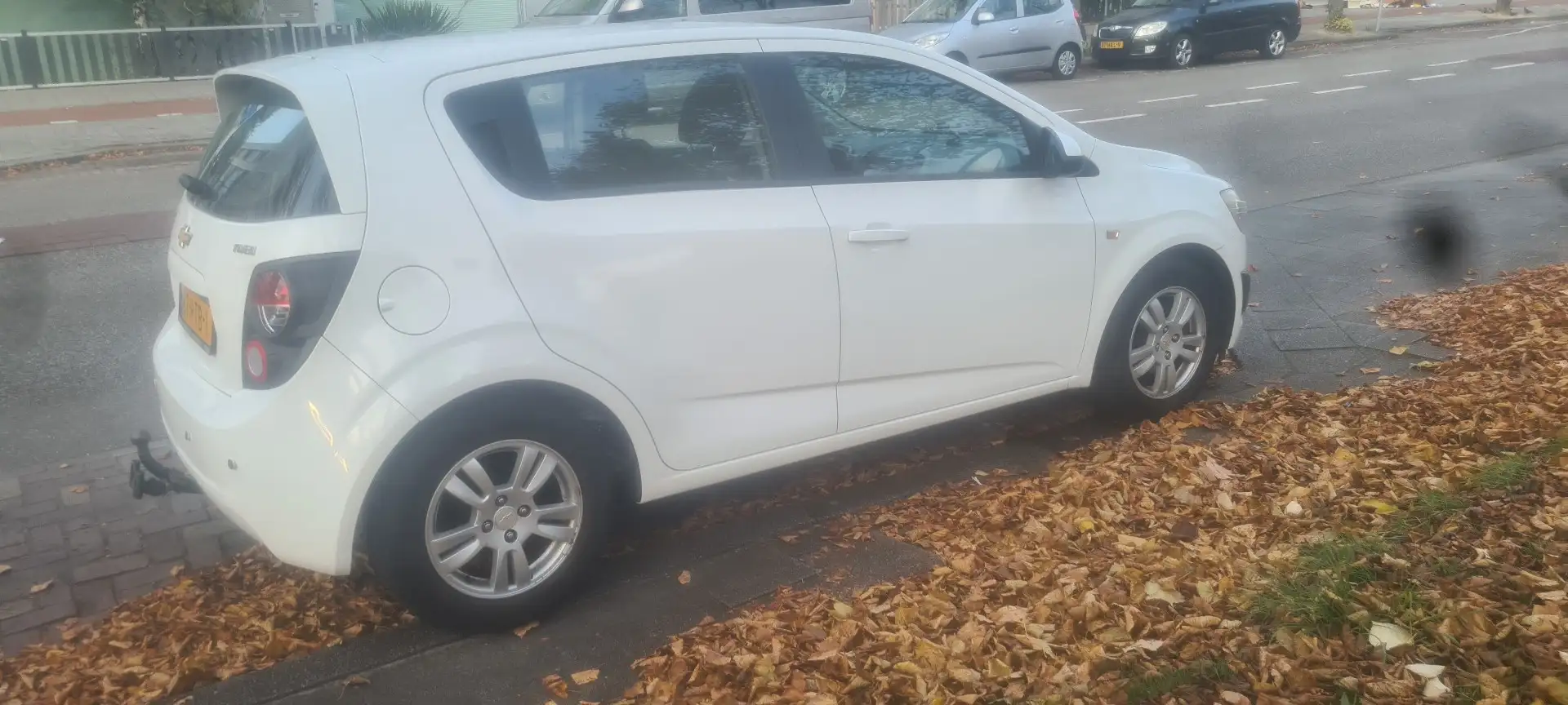Chevrolet Aveo 1.2 LT Wit - 2