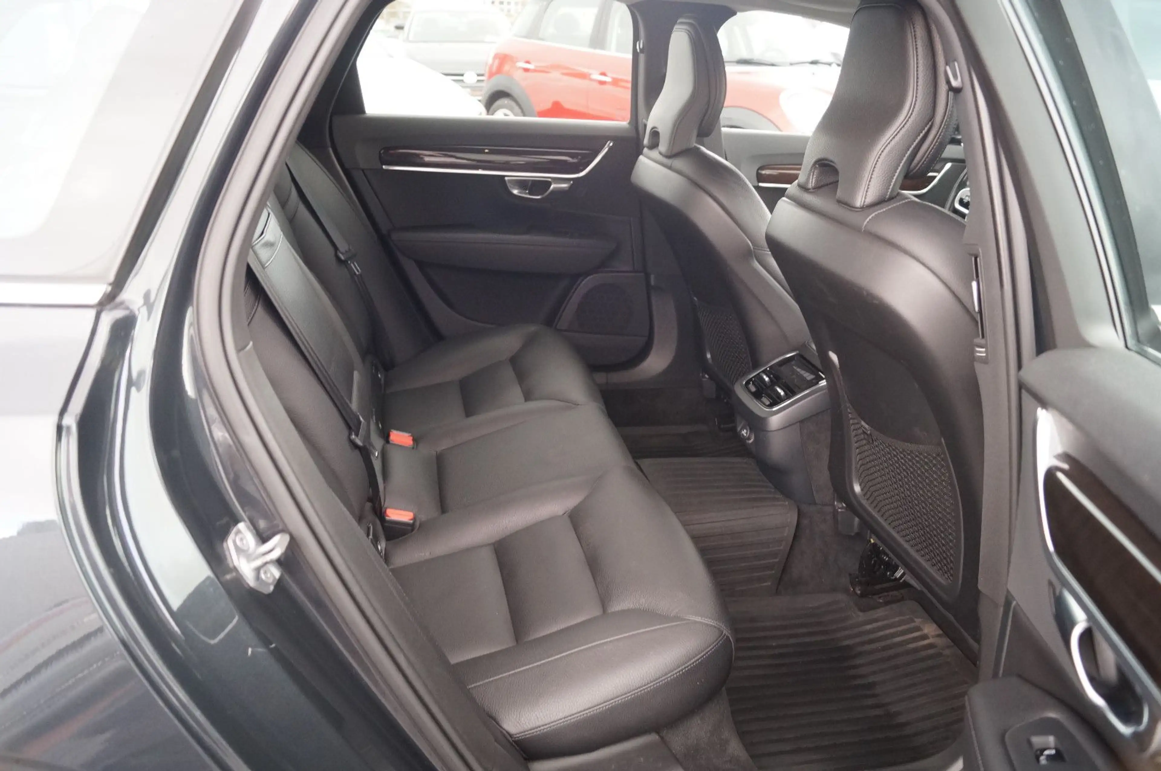 Volvo V90 Momentum AWD AUTOMATIOK 360° Leder SHZ Absat — photo 11