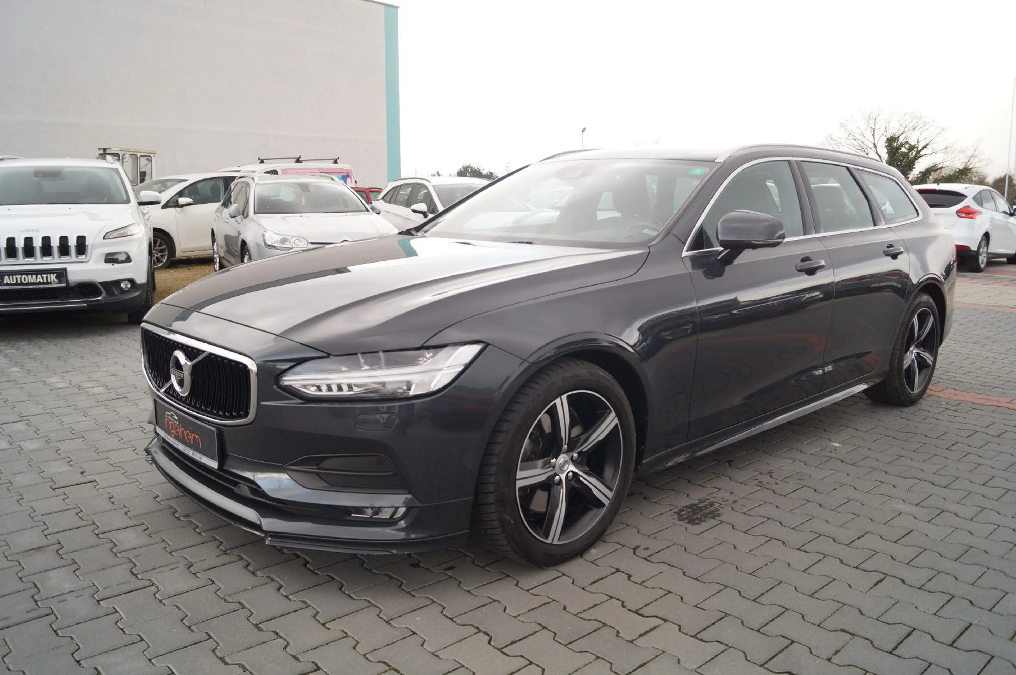 Volvo V90 Momentum AWD AUTOMATIOK 360° Leder SHZ Absat — photo 3