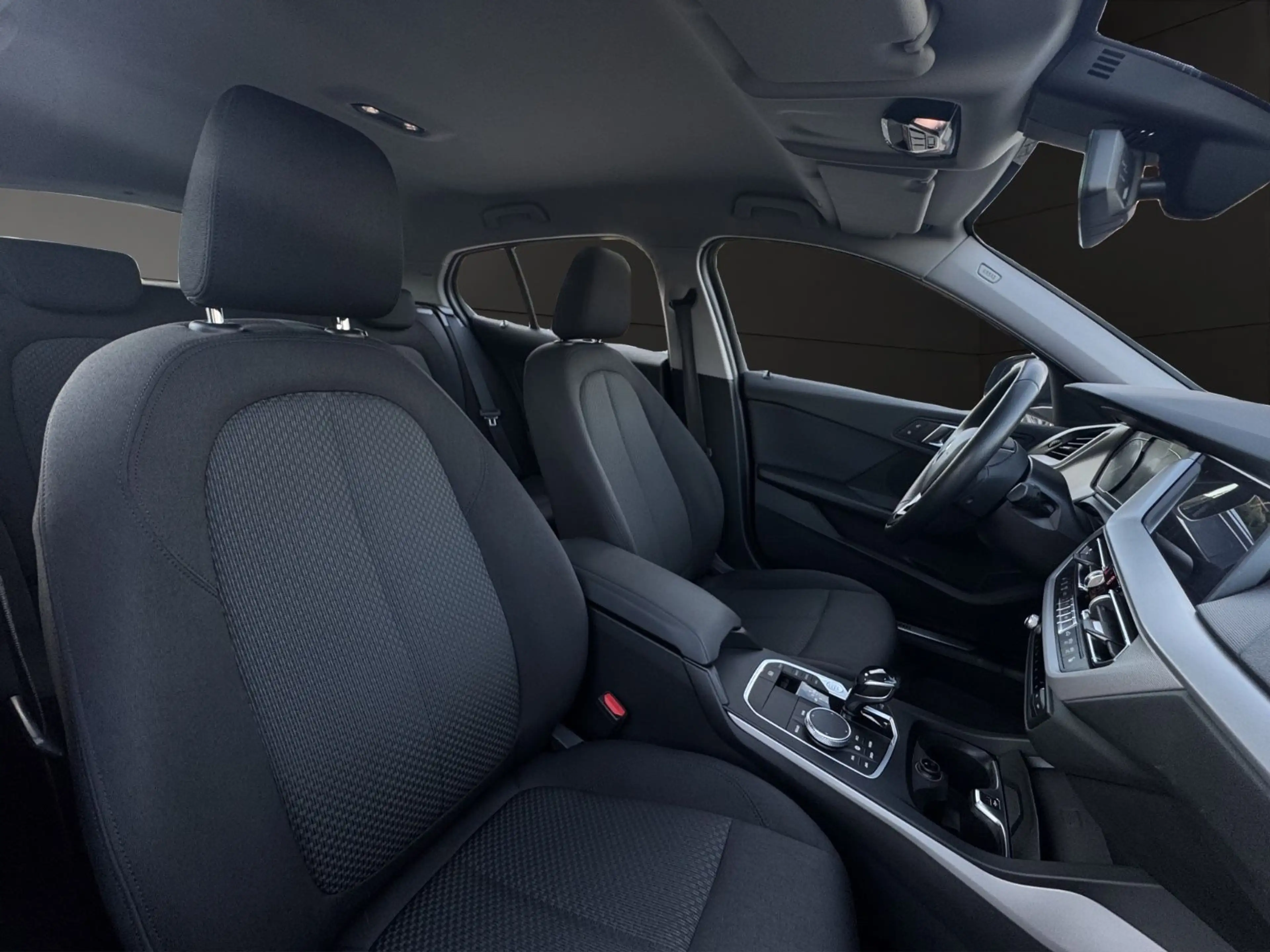 BMW 120 d xDrive LIVE COCKPIT PLUS°NAVI°SHZ°LED°PDC — photo 13