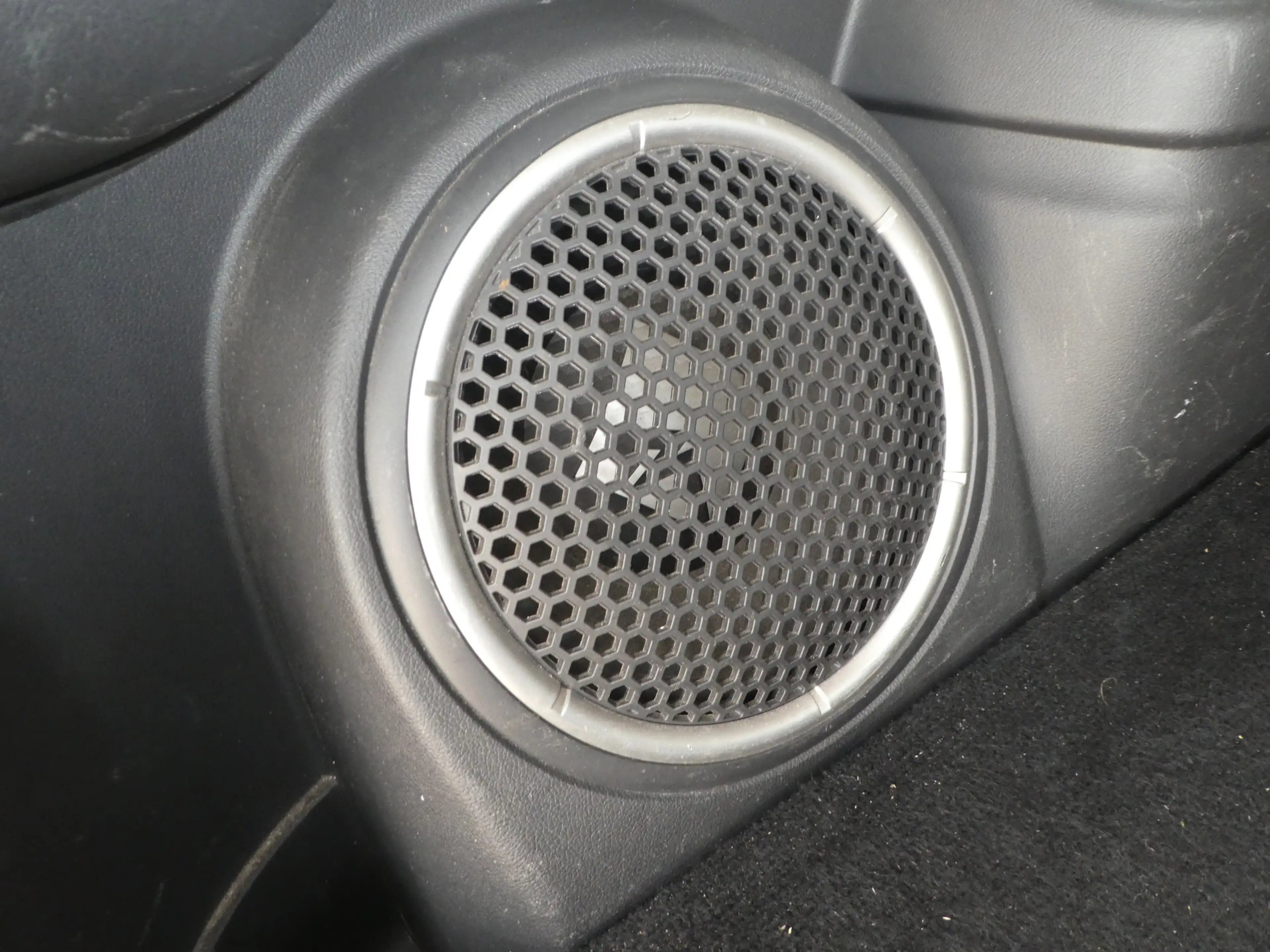 Mitsubishi Outlander 2.0 PHEV Instyle — photo 7