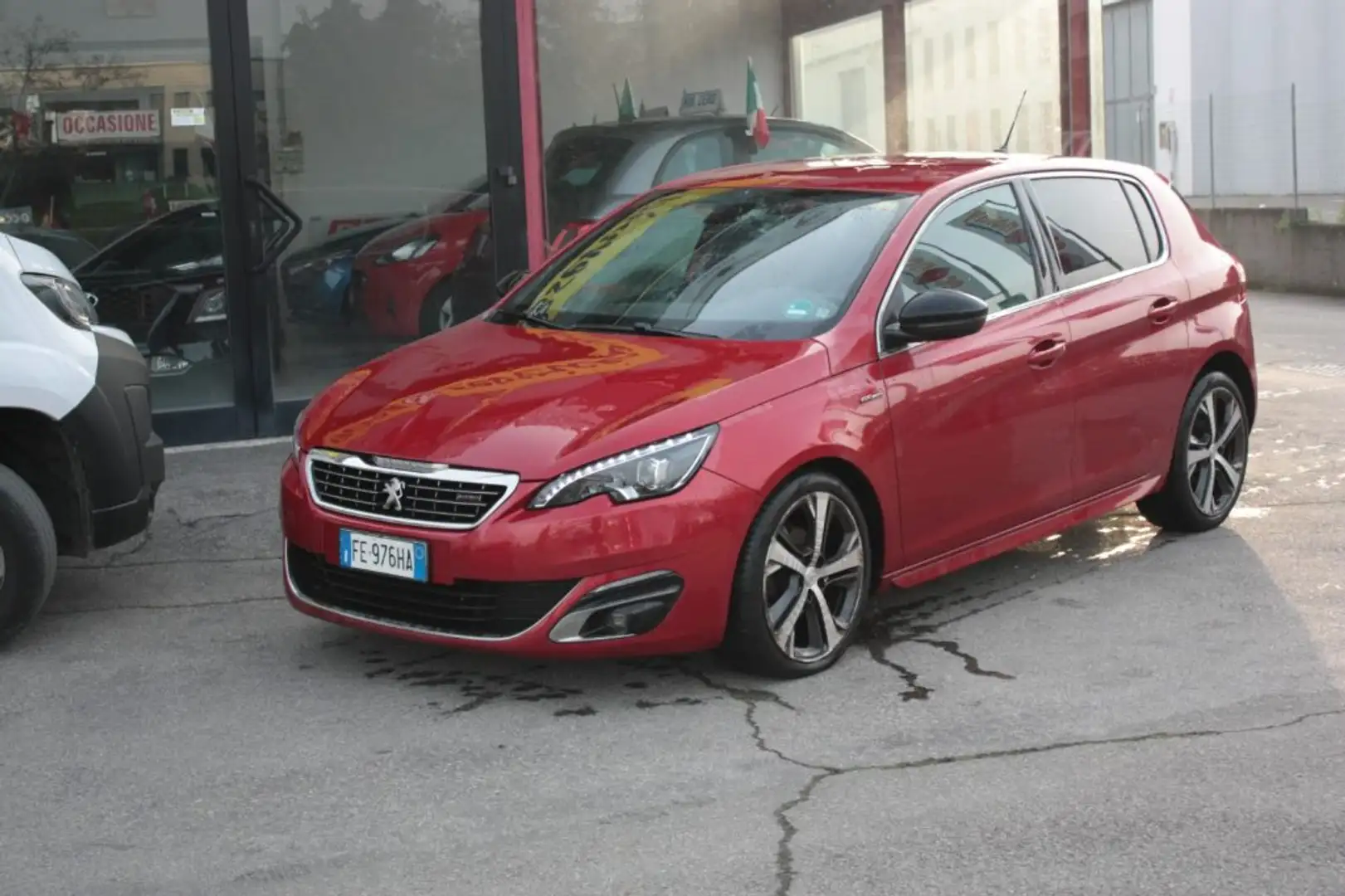 Peugeot 308 BlueHDi 120 S&S GT Line grandinata Rosso - 2