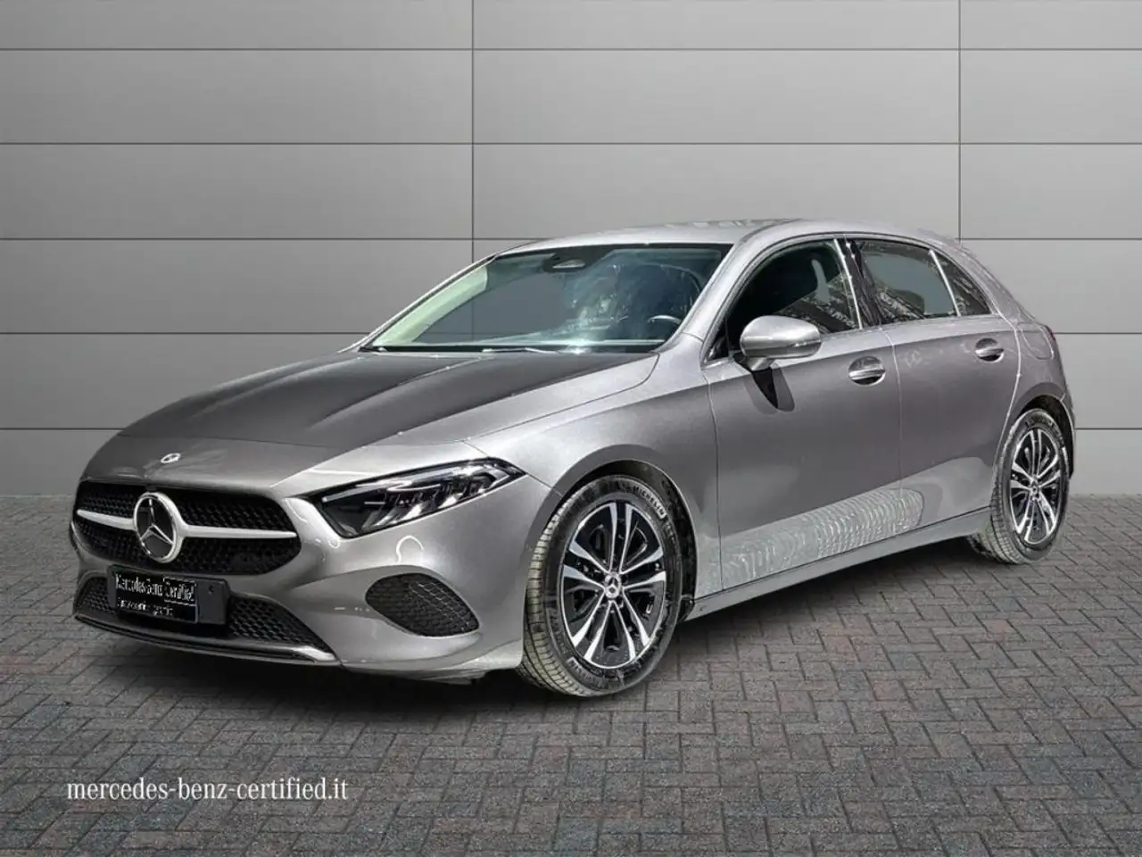 Mercedes-Benz A 180