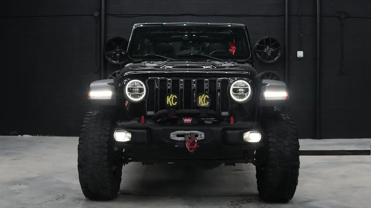 Jeep Wrangler photo Jeep Wrangler