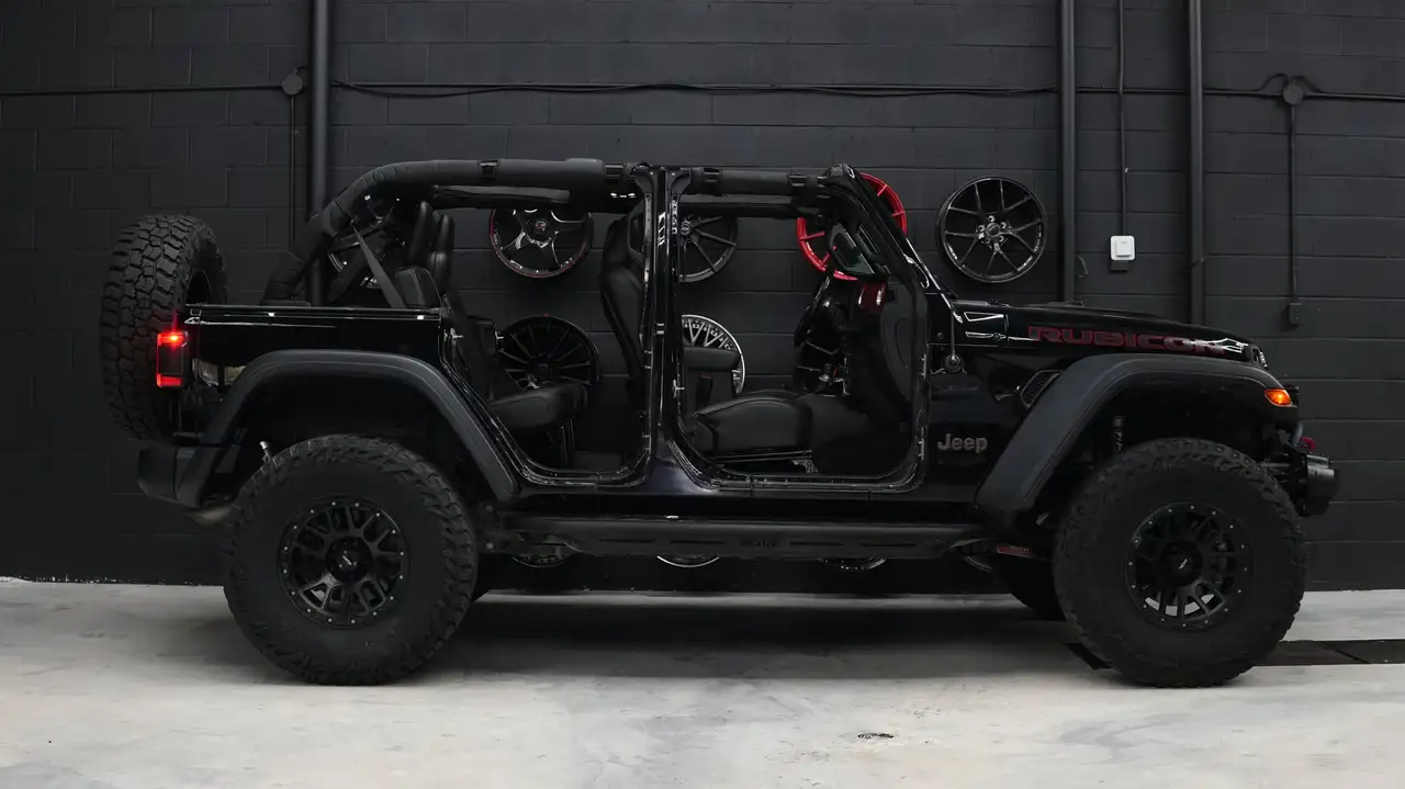 Jeep Wrangler photo Jeep Wrangler