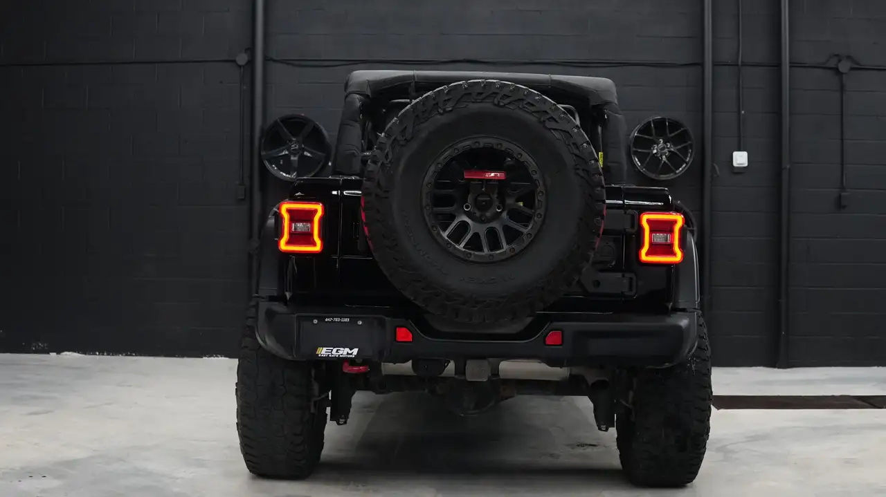 Jeep Wrangler photo Jeep Wrangler