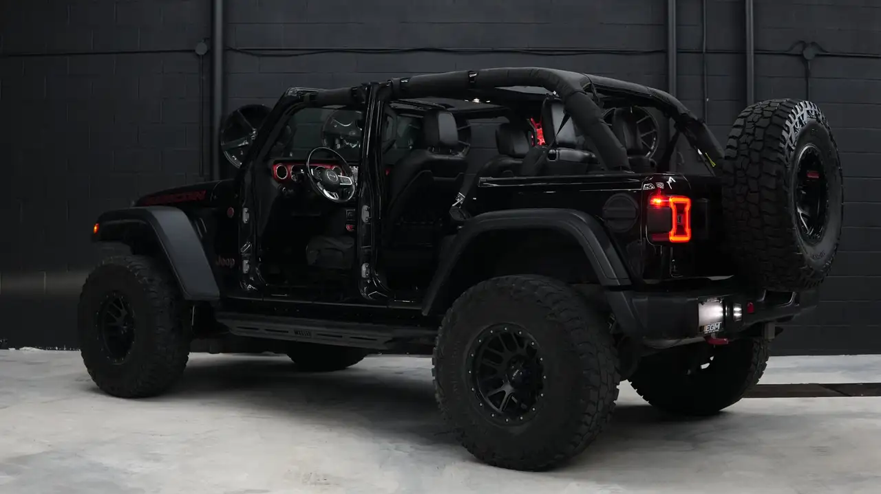 Jeep Wrangler photo Jeep Wrangler