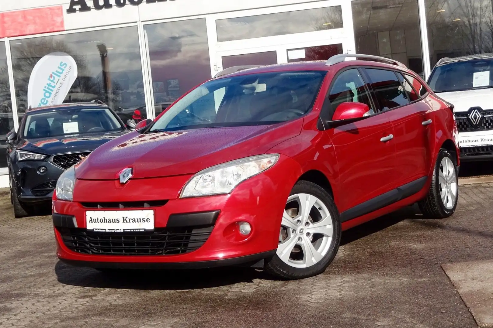 Renault Megane III 1.6 16V Grandtour Dynamique-SOR+WIR Rot - 2