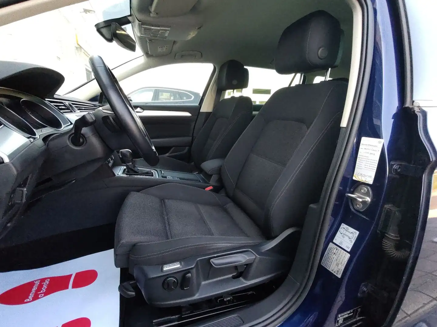 Volkswagen Passat Variant 2.0 150cv TDI DSG AdaptiveCruise Tri-Zona Modrá - 2