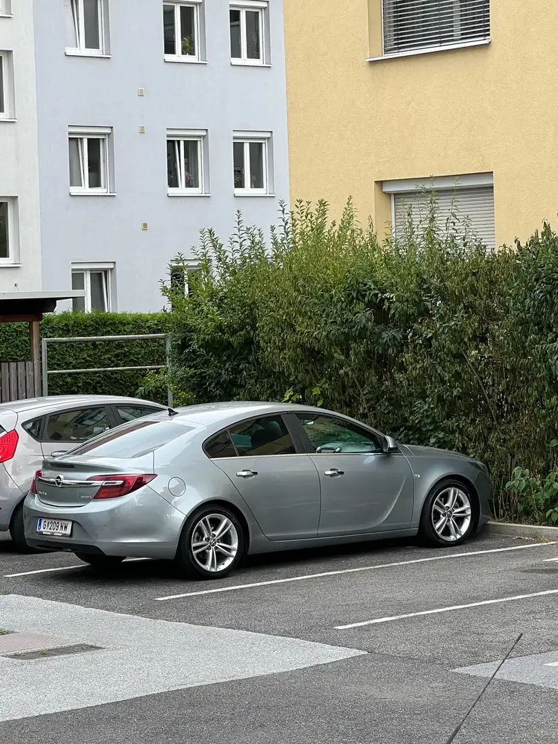 Opel Insignia 2,0 CDTI ecoflex Start/Stop System Grau - 2