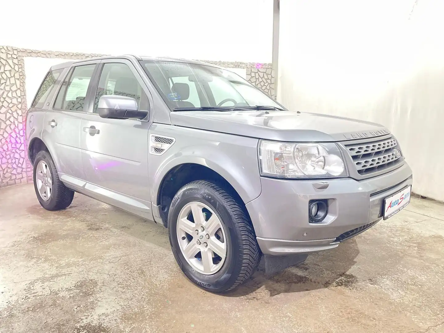 Land Rover Freelander 2 TD4 1.HAND ALPINE TEMPO ALLRAD AHK Grijs - 2
