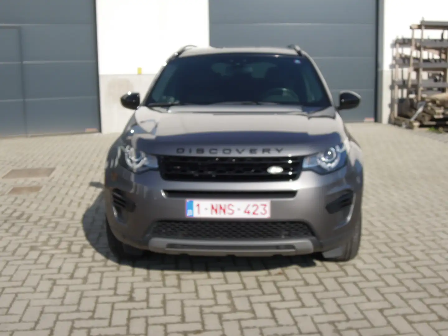 Land Rover Discovery Sport Gris - 2