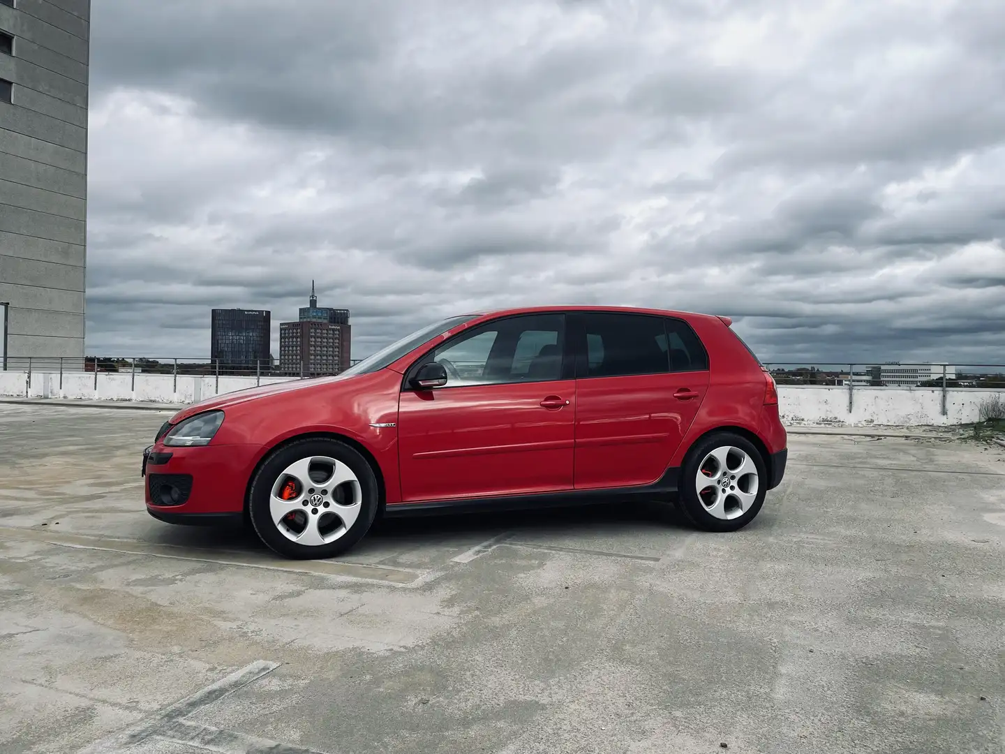Volkswagen Golf GTI 2.0 FSI - 2