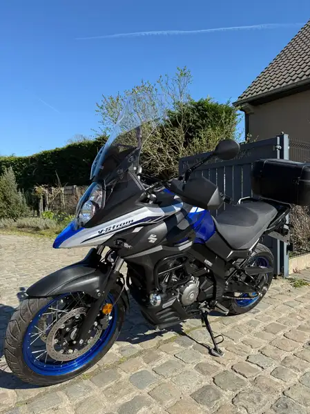 Suzuki V-Strom 650 XT - foto 3