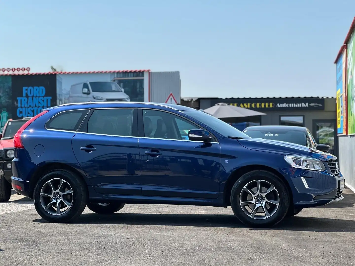 Volvo XC60 XC60 D3 Aut. Ocean Race *Leder*Navi*Finanzierung* Blau - 1