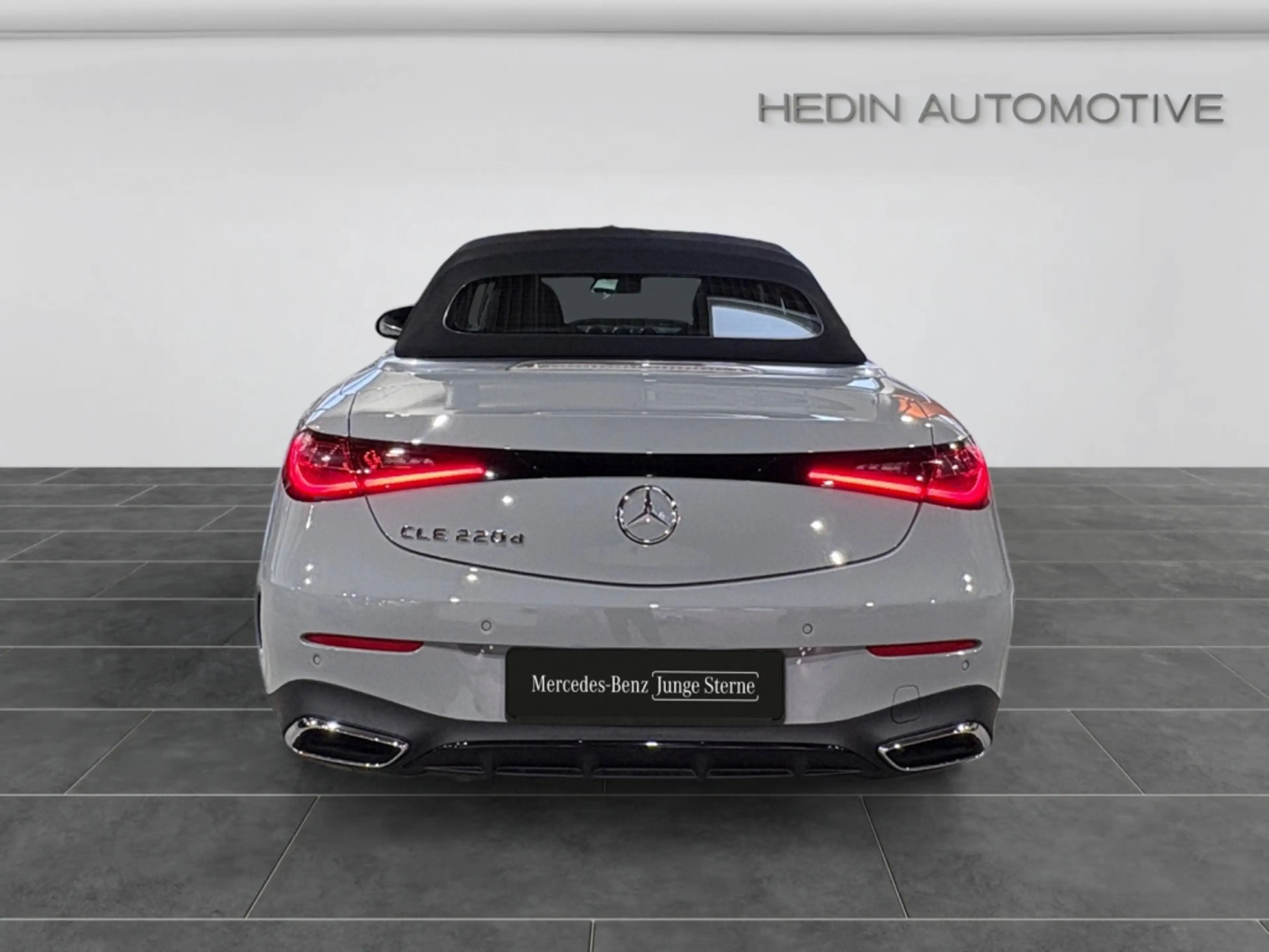 Mercedes-Benz CLE 220 d Cabriolet AMG|NIGHT|AMBI|MBUX|SHZ|KAM — photo 5