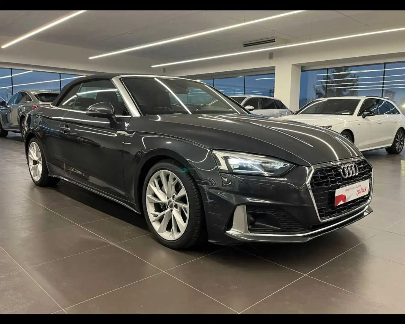 Audi A5 Cabrio 40 TDI S tronic Business Advanced Grau - 1