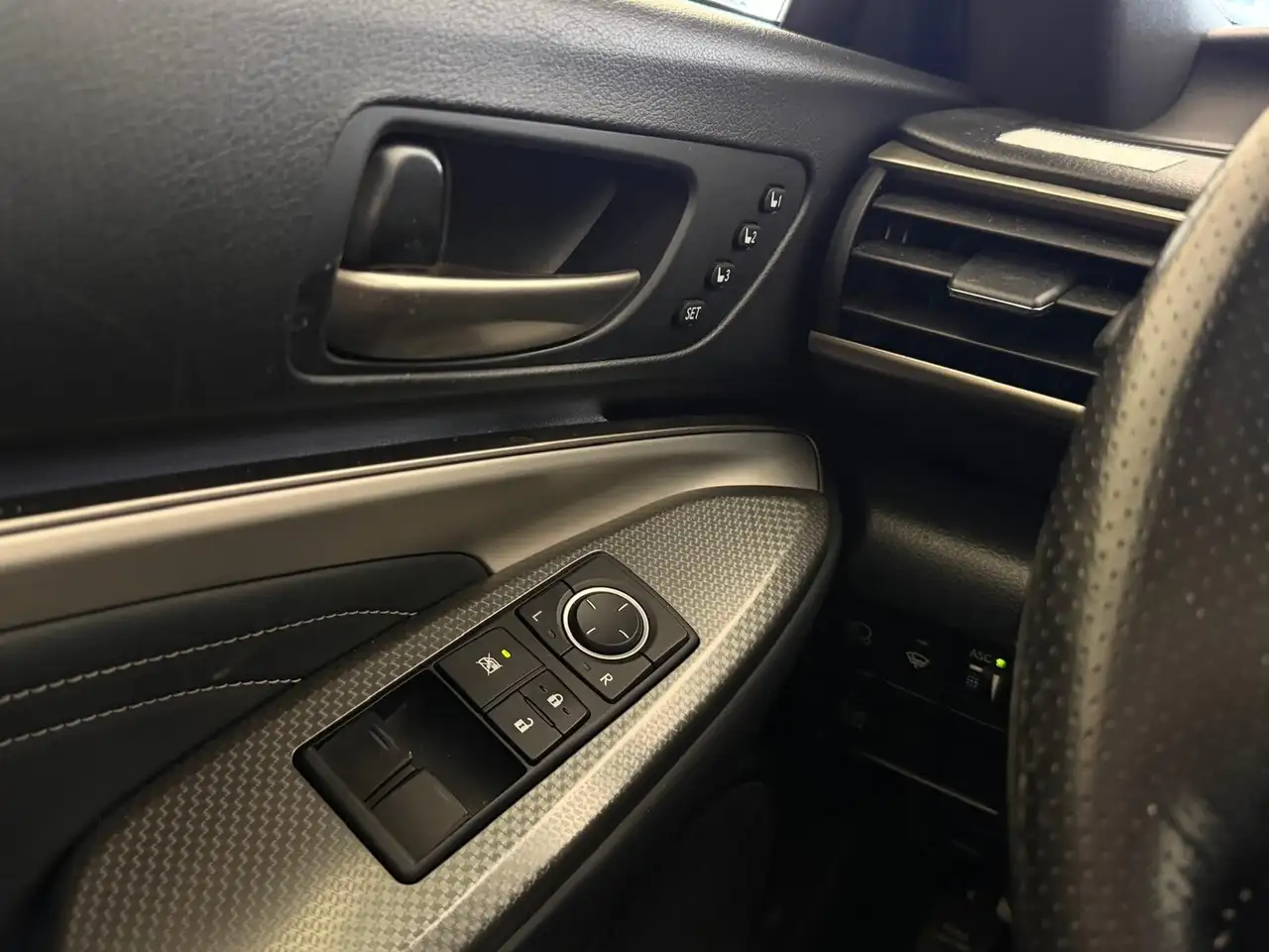 Lexus RC photo Lexus RC