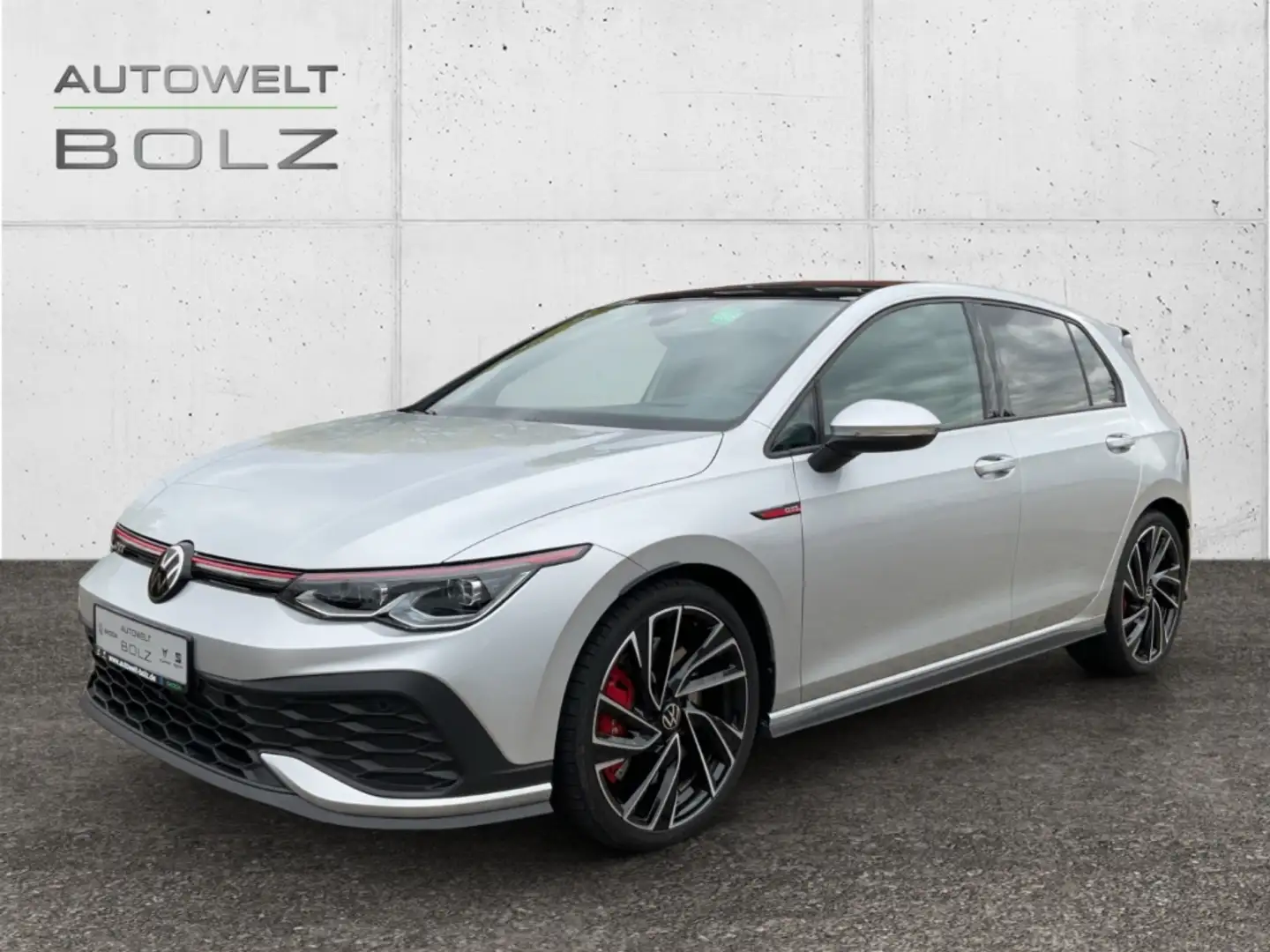 Volkswagen Golf VIII Clubsport 2.0 TSI HUD Pano Navi Kmaera DigiCo Silber - 1