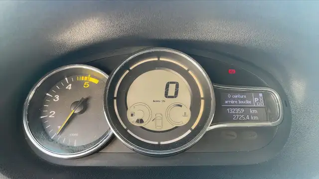 Renault Megane view 12